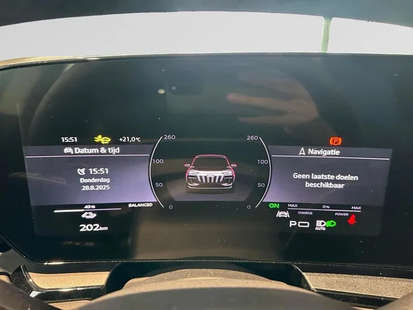 AUDI Q6 Sportback e-tron (2026) — foto 17 van 20