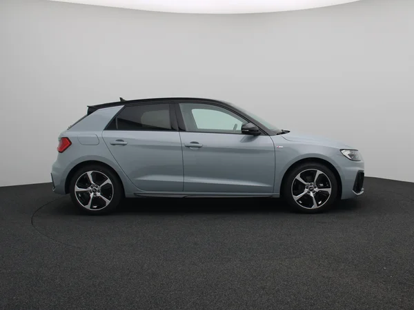 AUDI A1 Sportback (2025) — foto 12 van 16