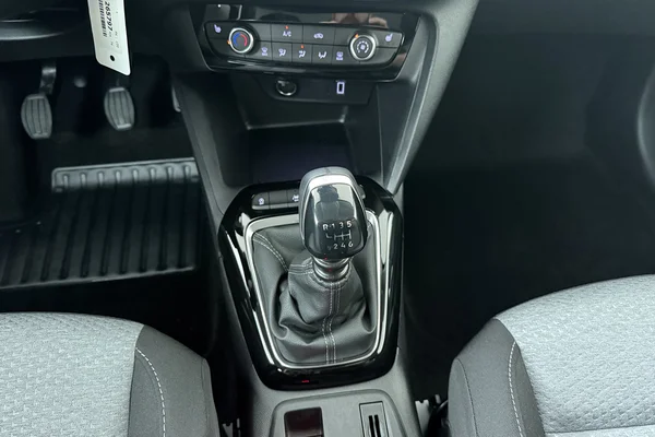 Opel Corsa (2025) — foto 4 van 17