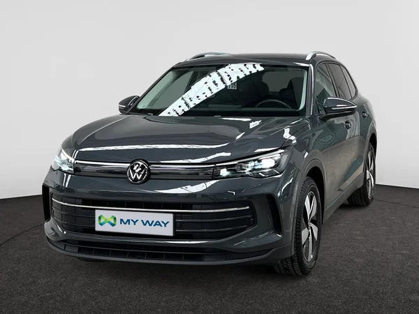VOLKSWAGEN Tiguan (2024) — foto 1 van 20