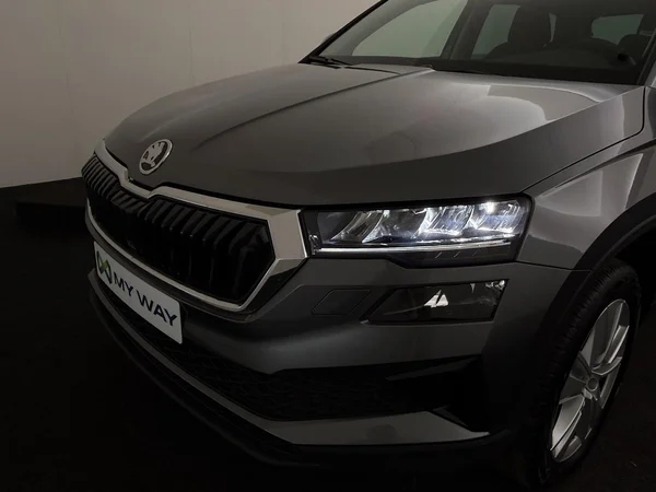 SKODA Karoq (2025) — foto 6 van 18