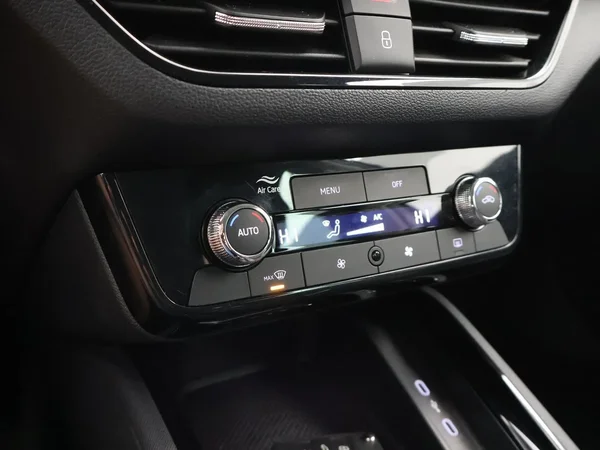 Škoda Kamiq (2025) — foto 10 van 21