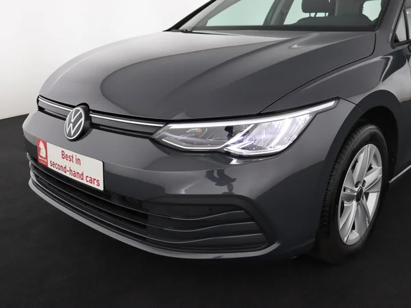 VOLKSWAGEN Golf (2024) — foto 21 van 28