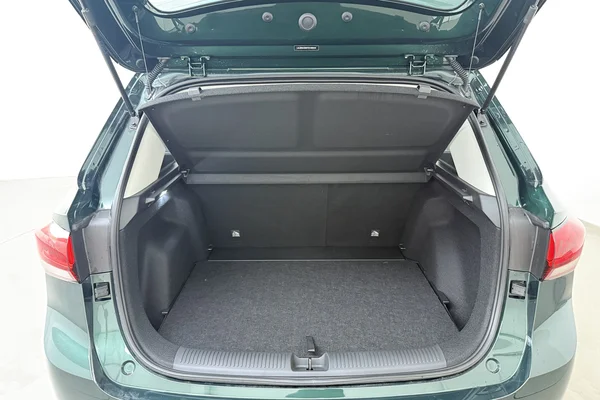 MG ZS Hybrid+ (HEV) (2026) — foto 12 van 16