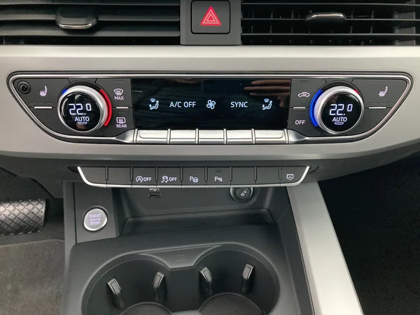 AUDI A4 Avant (2024) — foto 9 van 36