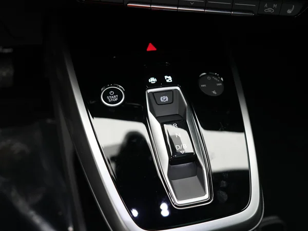 AUDI Q4 e-tron (2025) — foto 13 van 20