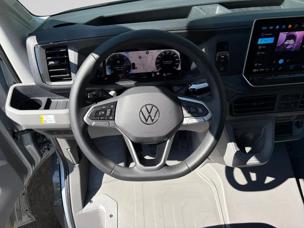 VOLKSWAGEN Grand California 35 Mwb Dsl (2026) — foto 15 van 19