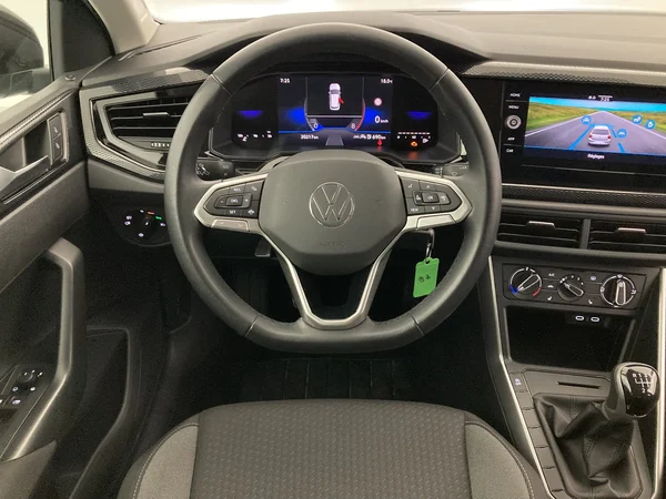 VOLKSWAGEN Polo (2025) — foto 10 van 36