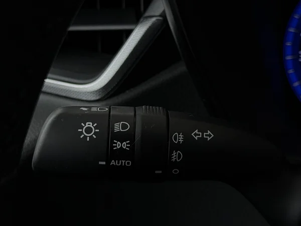 TOYOTA Corolla (2021) — foto 16 van 30