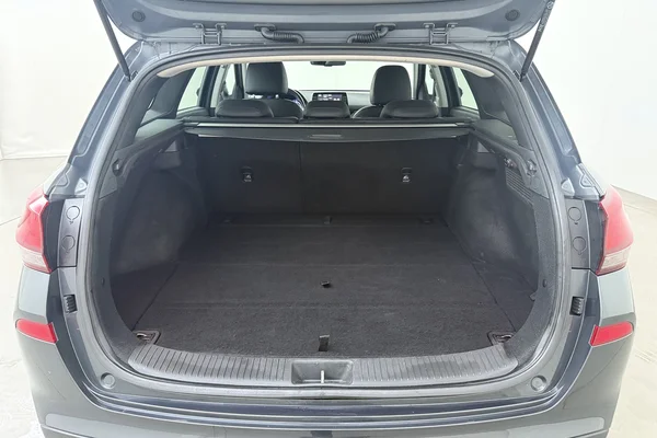 Hyundai i30 (2024) — foto 21 van 25