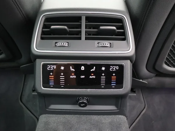 Audi A6 (2022) — foto 9 van 20