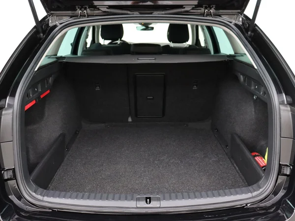 SKODA Octavia Combi (2024) — foto 6 van 18