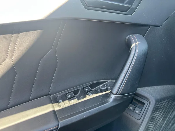 CUPRA Formentor e-Hybrid (PHEV) (2023) — foto 6 van 21