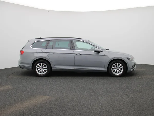 Volkswagen Passat (2024) — foto 39 van 42
