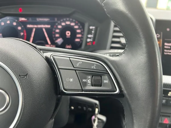 AUDI A1 Allstreet (2023) — foto 18 van 31