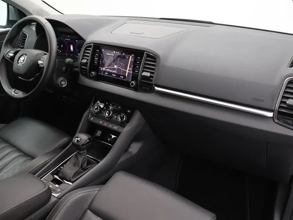 Škoda Karoq (2023) — foto 4 van 30