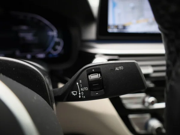 BMW 5 Reeks (2022) — foto 17 van 61