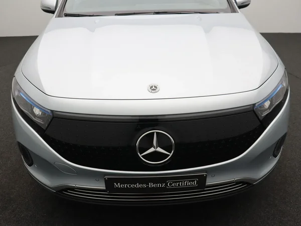 Mercedes-Benz EQA (2024) — foto 16 van 25