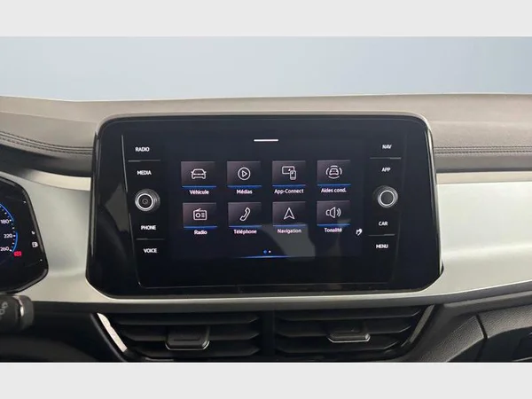 Volkswagen T-Roc (2024) — foto 5 van 15