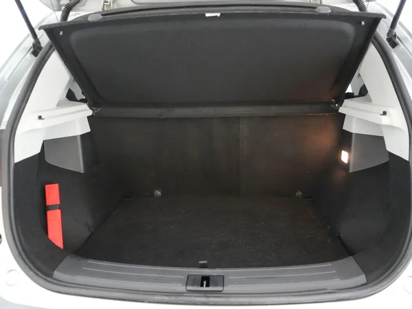 MG ZS (2024) — foto 8 van 22