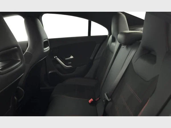 Mercedes-Benz CLA 180 (2021) — foto 3 van 33