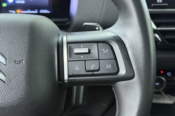 Citroen C4 (2024) — foto 6 van 18