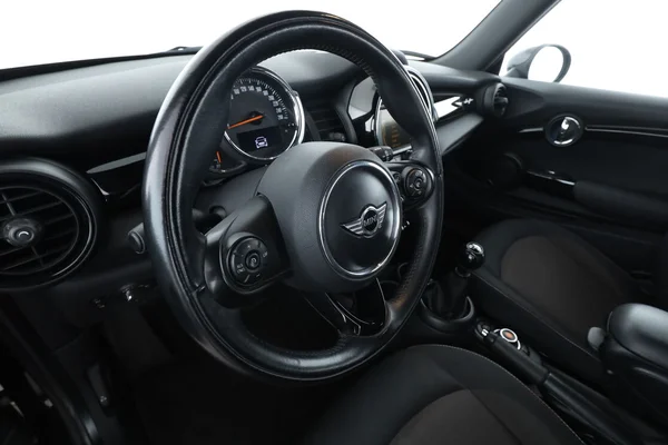 MINI Mini (2018) — foto 2 van 16