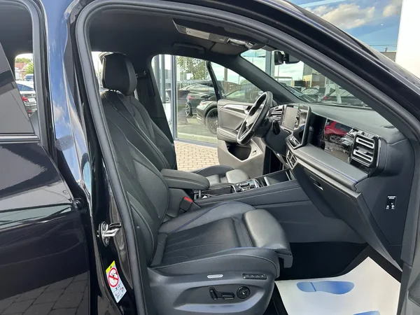 Volkswagen Tiguan (2024) — foto 16 van 30