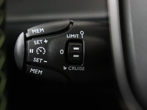 PEUGEOT 2008 (2025) — foto 8 van 27