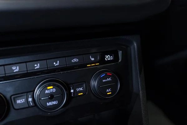 Volkswagen Tiguan (2020) — foto 30 van 43