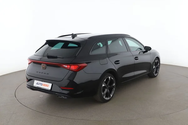 Cupra Leon (2023) — foto 12 van 16