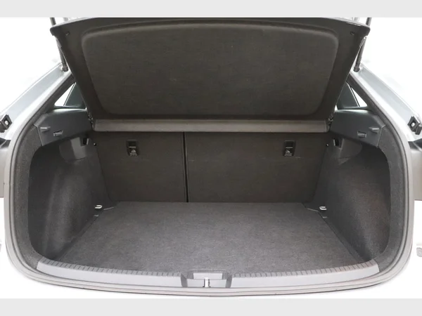 VOLKSWAGEN Taigo (2024) — foto 13 van 24