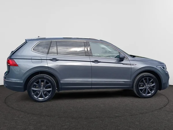 VOLKSWAGEN Tiguan Allspace (2022) — foto 5 van 21
