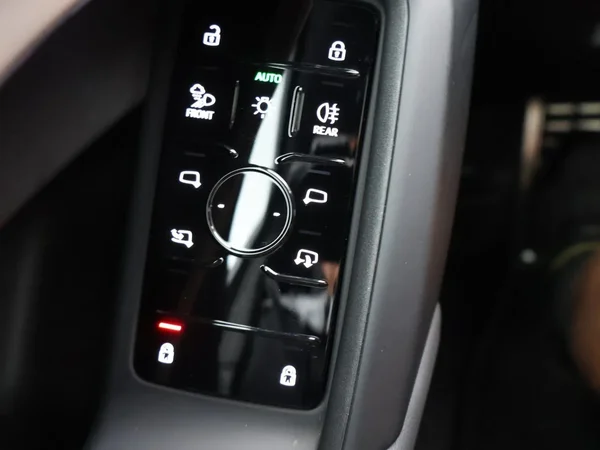 Audi Q5 (2025) — foto 18 van 32