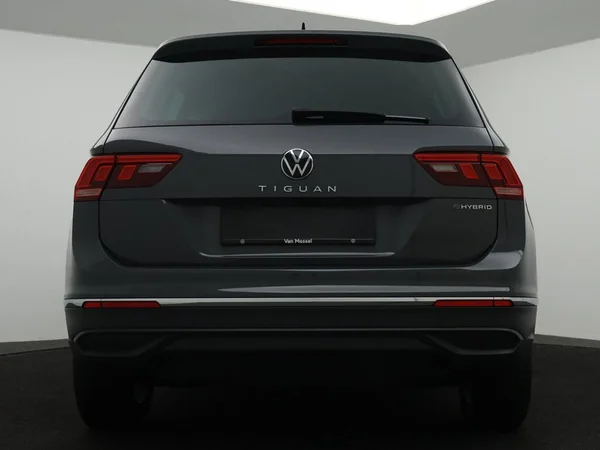 VOLKSWAGEN Tiguan eHybrid (PHEV) (2022) — foto 8 van 29