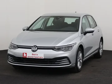 VOLKSWAGEN Golf (2024)