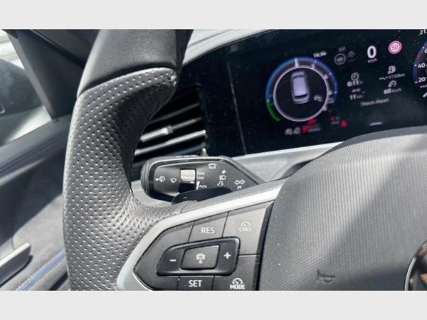 Volkswagen Passat Variant eHybrid (2026) — foto 5 van 30