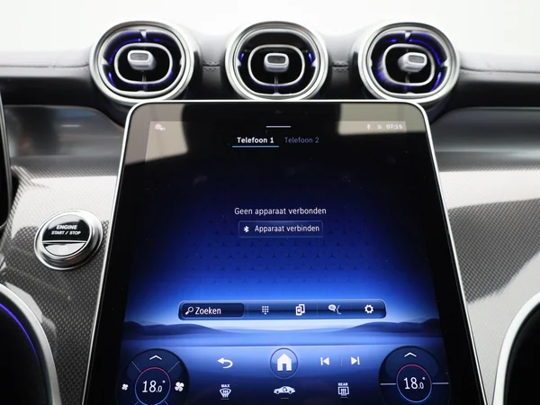 Mercedes-Benz GLC (2025) — foto 15 van 50
