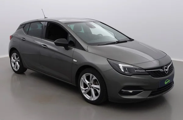 Opel Astra (2021) — foto 37 van 39