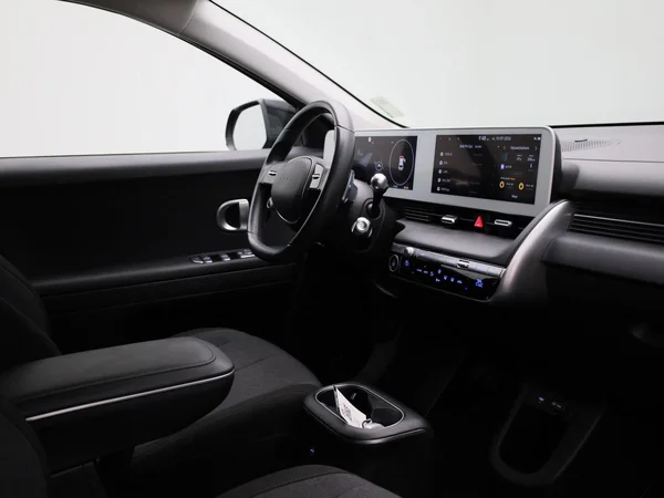 Hyundai IONIQ 5 (2023) — foto 24 van 39