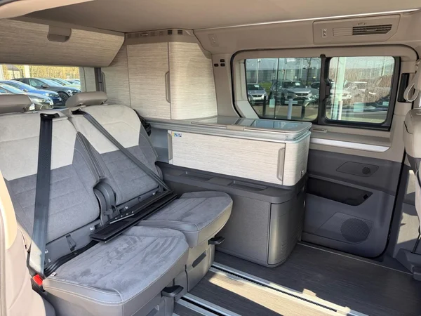 VOLKSWAGEN California T7 Dsl (2026) — foto 6 van 22