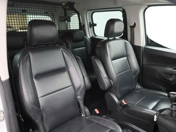 Opel Combo Life (2023) — foto 20 van 30