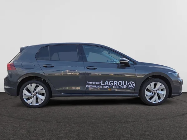 VOLKSWAGEN Golf VIII (2025) — foto 18 van 20