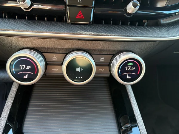 SKODA Superb Combi (2026) — foto 7 van 24