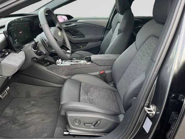 AUDI A6 Avant e-tron (2025) — foto 9 van 15