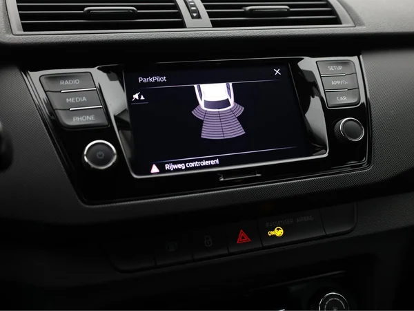 SKODA Fabia Combi (2023) — foto 10 van 18