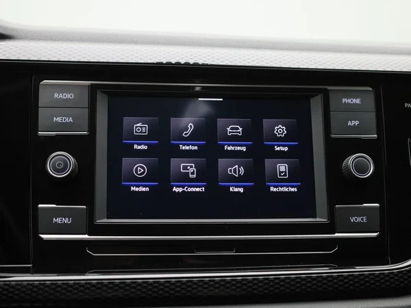 Volkswagen Polo (2024) — foto 17 van 37