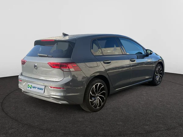 VOLKSWAGEN Golf VIII (2023) — foto 16 van 20