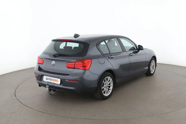 BMW 1-serie (2019) — foto 12 van 16