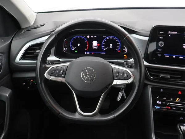 VOLKSWAGEN T-Roc (2022) — foto 4 van 26